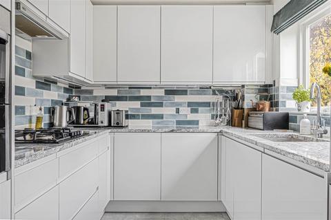 undefined, The Causeway, Caversham, Reading