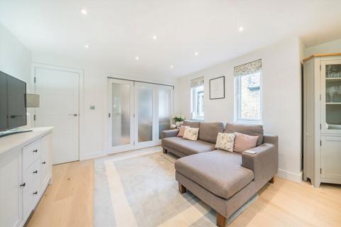 2 bedroom flat for sale, Oakmead Road, London SW12