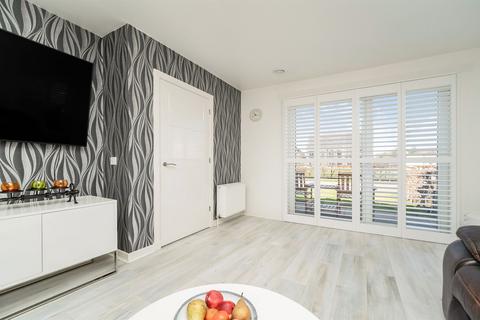 24 Cornfield Crescent, Edinburgh, EH4 4UF