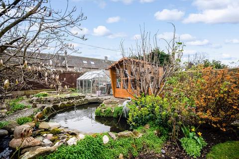 214 Duddingston Park South, Edinburgh, EH15 3EH