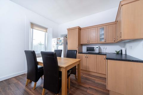 29b Grieve Street, Dunfermline, KY12 8DN