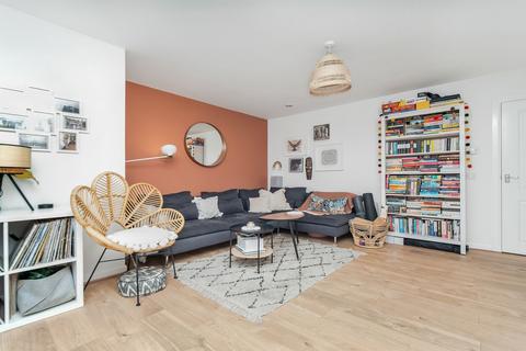 81d Auld Coal Road, Bonnyrigg, EH19 3WH