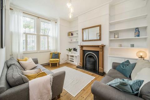 12 Avarn Road, London, SW17 9HA