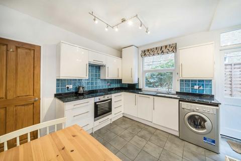 12 Avarn Road, London, SW17 9HA