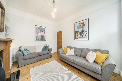 12 Avarn Road, London, SW17 9HA