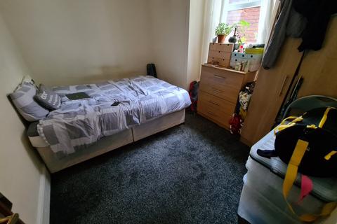 1 bedroom flat to rent, Clarendon Road, Leeds LS2