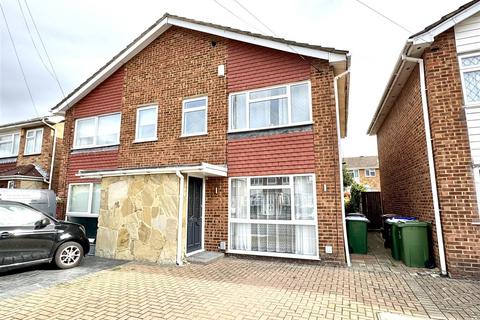 17 Clare Way, Bexleyheath, DA7 5JU