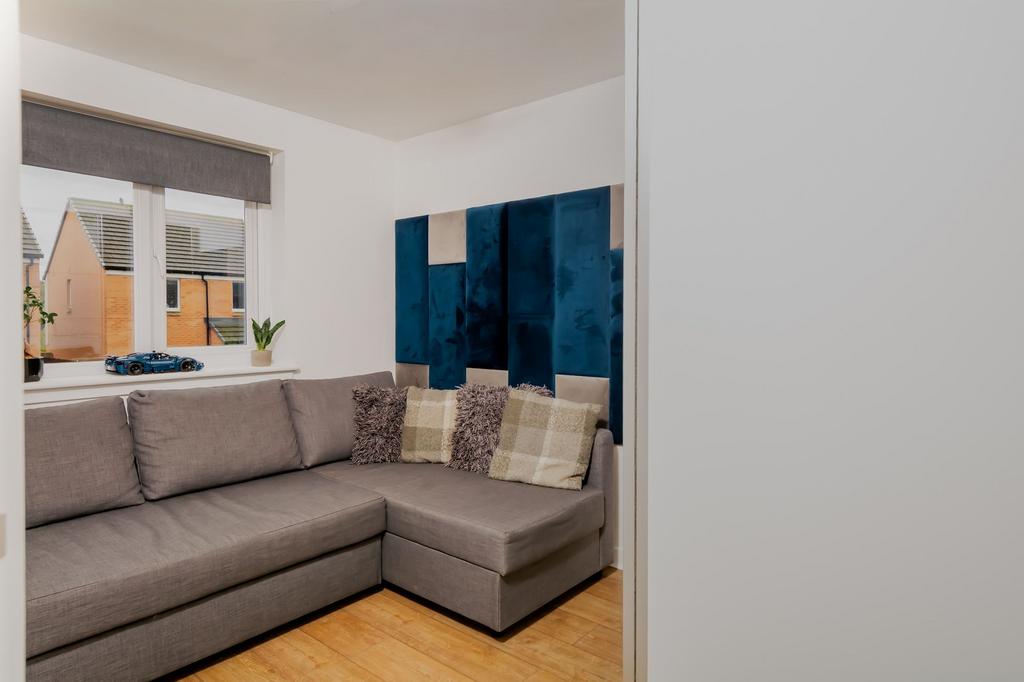 Second bedroom