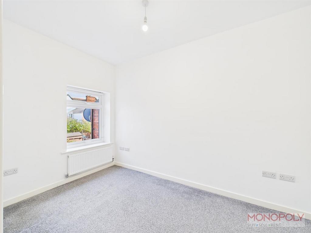 CAM01943 G0-PR0543-STILL019.jpg