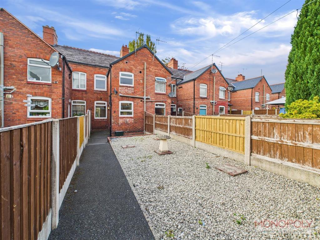 CAM01943 G0-PR0543-STILL027.jpg