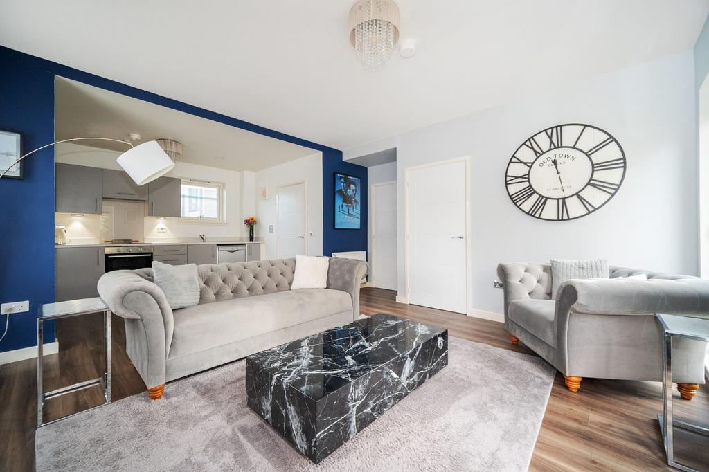 Lounge/Kitchen