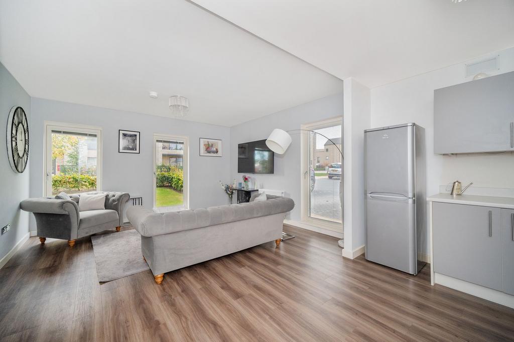 Lounge/Kitchen