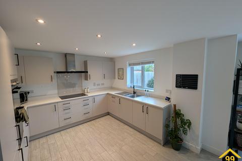 undefined, Meadow Way, Tamworth, United Kingdom, B79