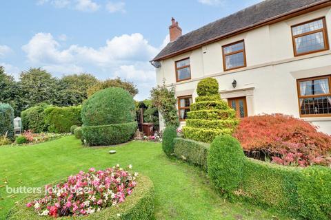3 bedroom detached house for sale, High Street, Stafford