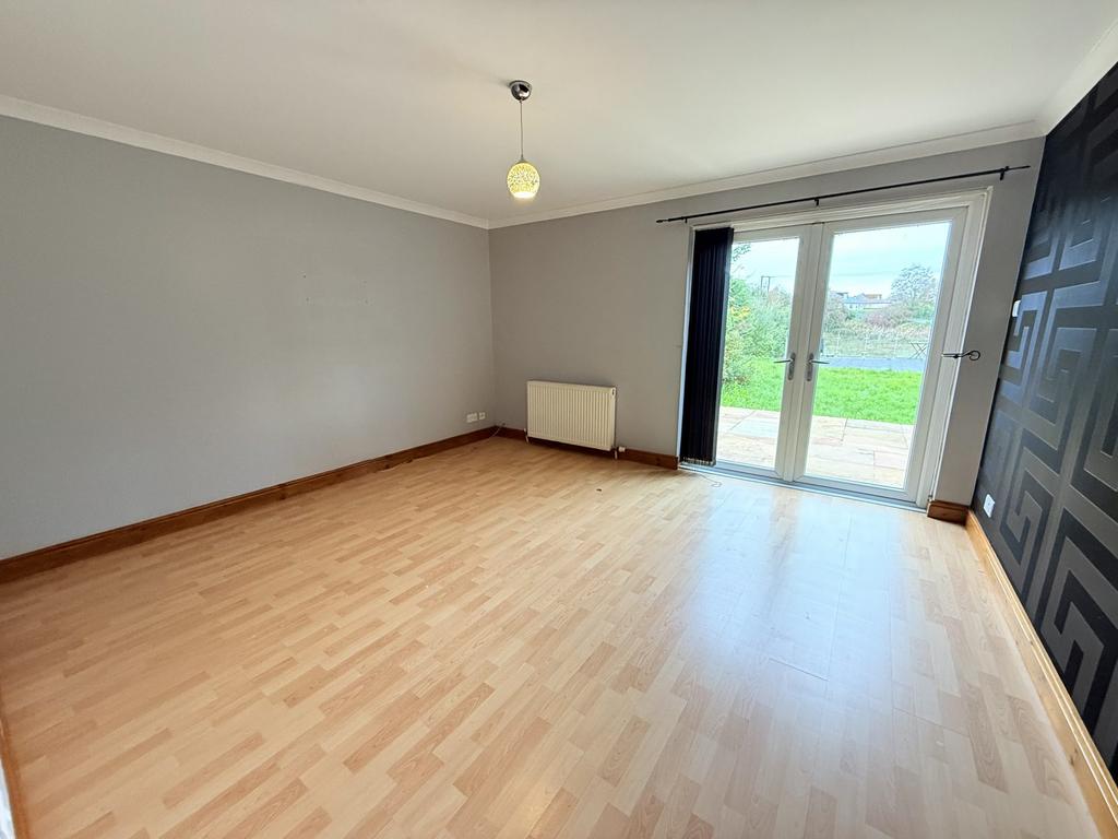 19 Birchfield Place, Dumfries DG1 4 SD - Braidwoods