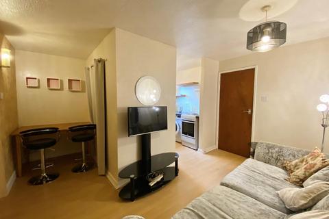 undefined, Peel Close, Heslington