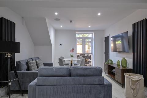 6 bedroom house of multiple occupation to rent, at Liverpool, 57, Cromwell Street SA1