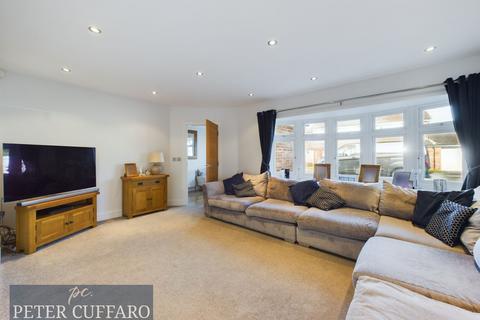 undefined, Danemead, Hoddesdon EN11
