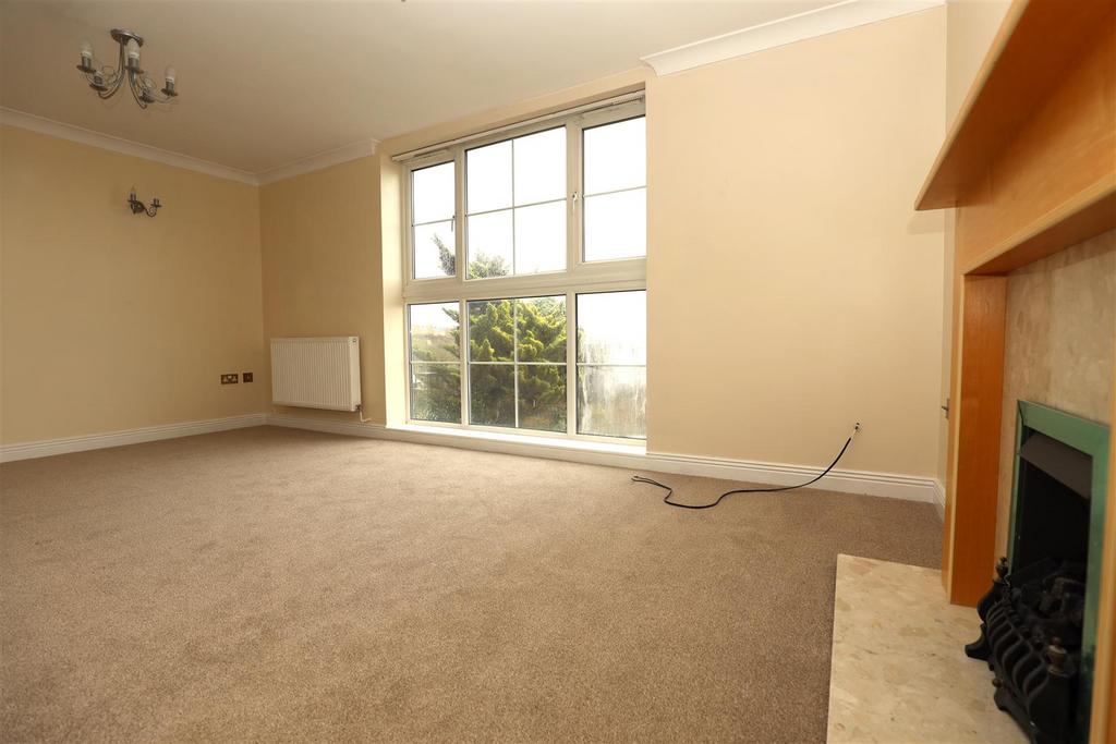 3 r5 a5109.jpg