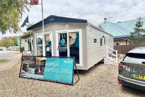 2 bedroom park home for sale, Hoburne Bashley Holiday Park, Bashley Dr., New Milton