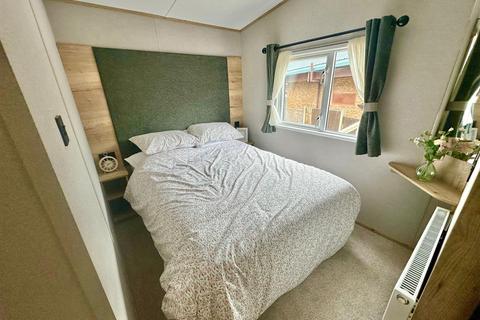 2 bedroom park home for sale, Hoburne Bashley Holiday Park, Bashley Dr., New Milton