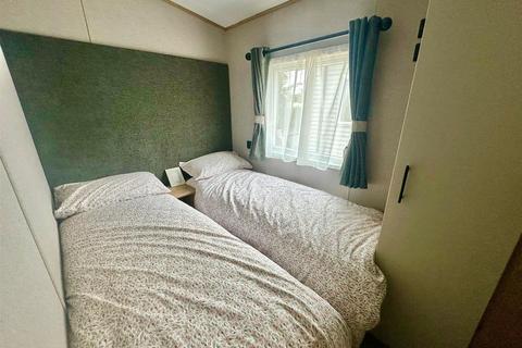 2 bedroom park home for sale, Hoburne Bashley Holiday Park, Bashley Dr., New Milton