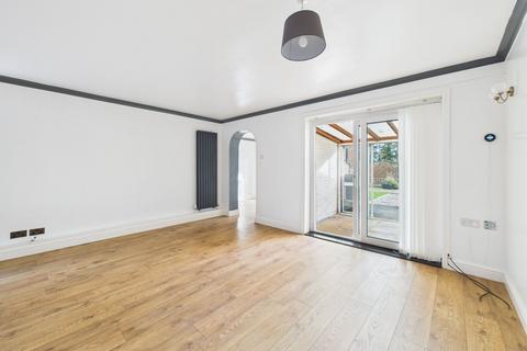 9 Bengal View, Greens Norton, Towcester, NN12 8BD