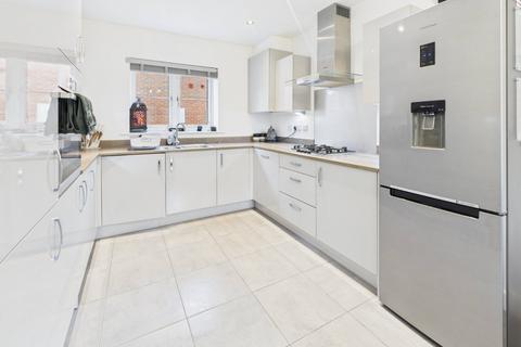 undefined, Boundary Drive, Wexham, Slough, Berkshire, SL2
