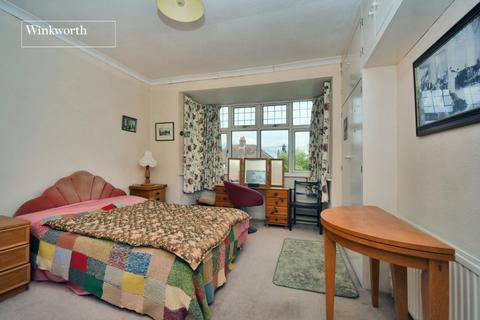 51 Wordsworth Drive, Sutton, SM3 8HE