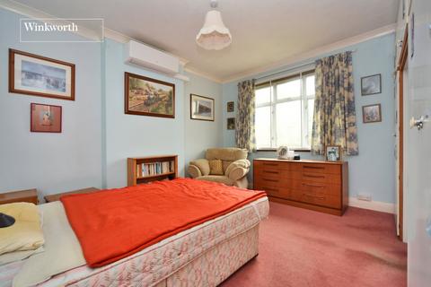 51 Wordsworth Drive, Sutton, SM3 8HE
