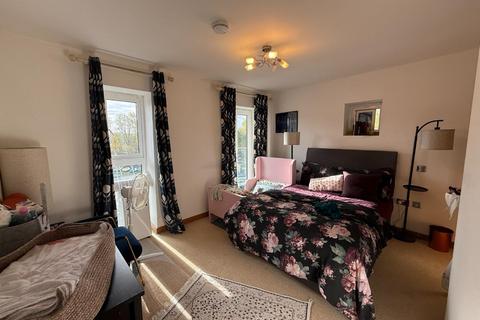 undefined, Caldecotte