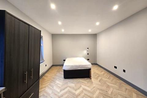 undefined, Dickens Avenue, Uxbridge UB8