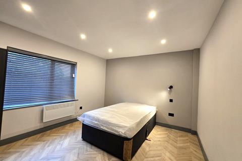 undefined, Dickens Avenue, Uxbridge UB8