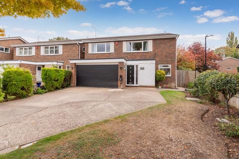 4 bedroom detached house for sale, Ray Park Avenue, Maidenhead SL6