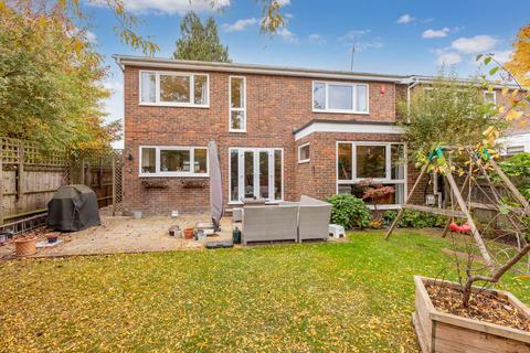 4 bedroom detached house for sale, Ray Park Avenue, Maidenhead SL6