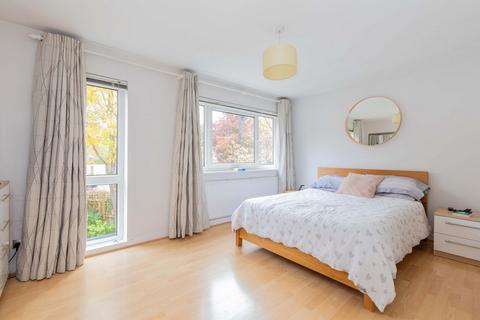 4 bedroom detached house for sale, Ray Park Avenue, Maidenhead SL6