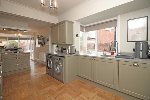 3 bedroom semi-detached house for sale, Leighton Avenue,  Fleetwood, FY7