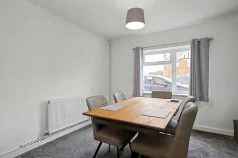 3 bedroom semi-detached house for sale, The Close, Glastonbury