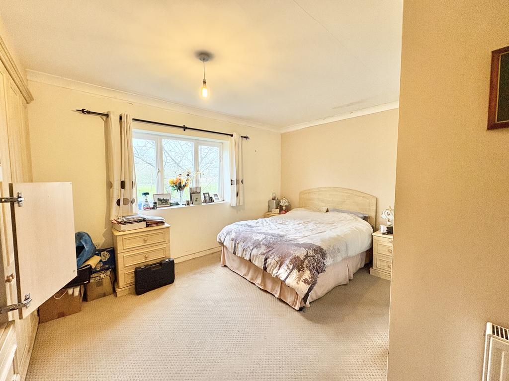 Master Bedroom 1 En Suite