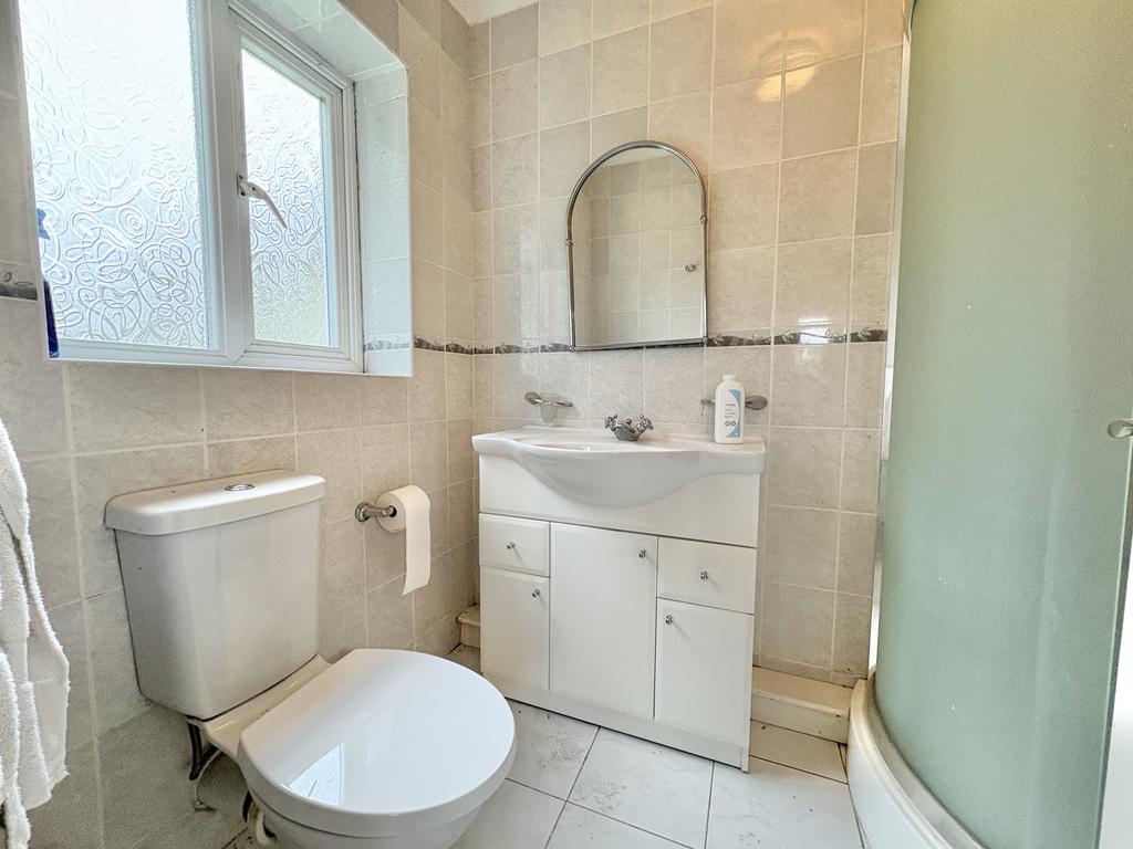 En Suite 1