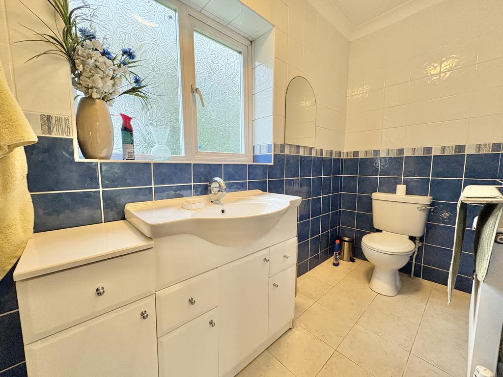 En Suite 2