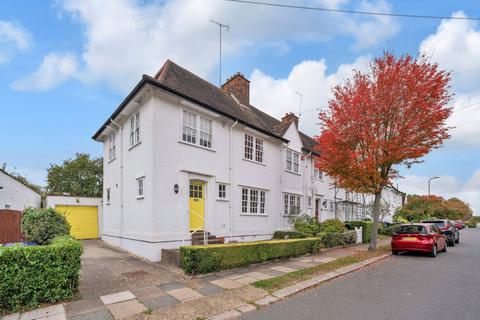 Erskine Hill, London, NW11