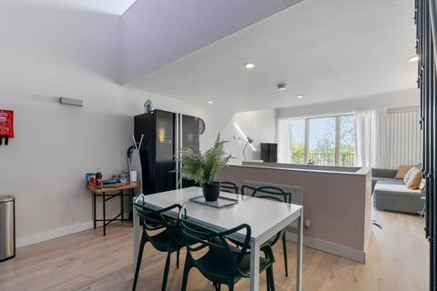 4 bedroom terraced house for sale, The Cable Yard, Electric Wharf, Coventry, CV1 4HA