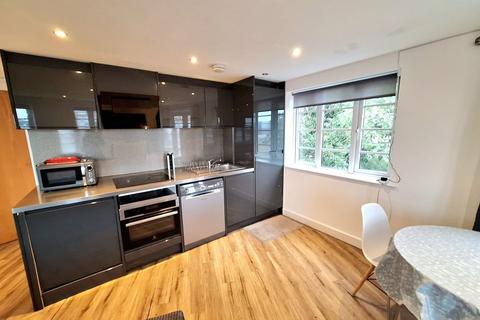 3 bedroom apartment to rent, Enfield House, Nottingham NG1