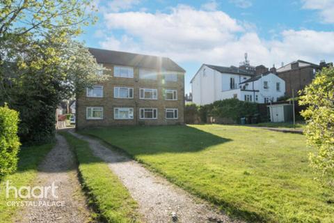 undefined, 1 Morland Court Elmers End Road, London SE20 7SU