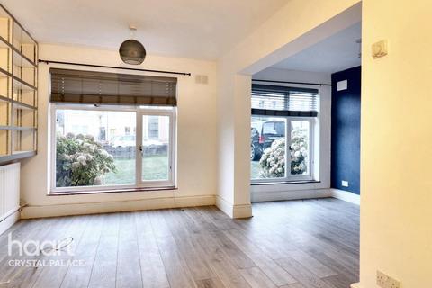 undefined, 1 Morland Court Elmers End Road, London SE20 7SU