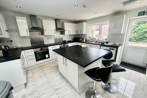 1 bedroom in a house share to rent, Strathmore Avenue, Coventry, CV1