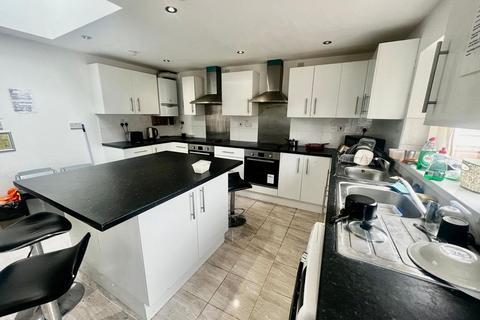 1 bedroom in a house share to rent, Strathmore Avenue, Coventry, CV1