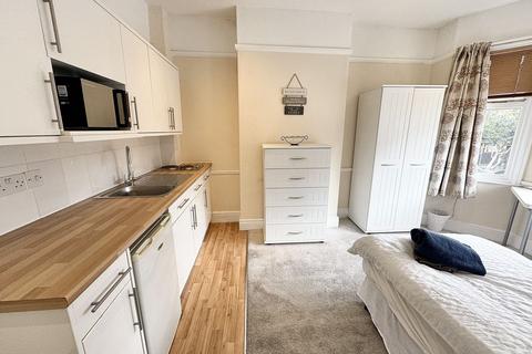 1 bedroom house to rent, Studio 2, Mount Road, Hinckley, LE10 1AD