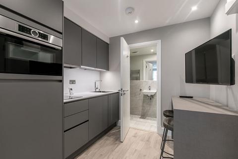 Ground floor flat to rent, Flat 14 50-52 St Quintin Avenue
